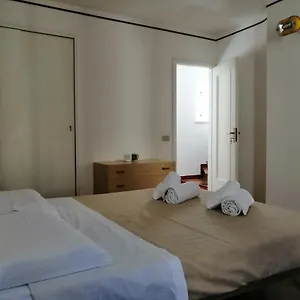 Stanza A Cefalú